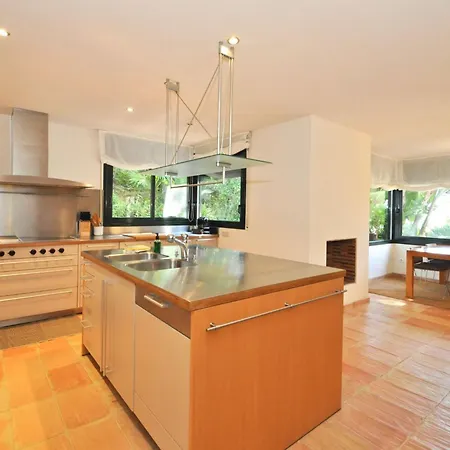 Villa Elegance By Interhome *